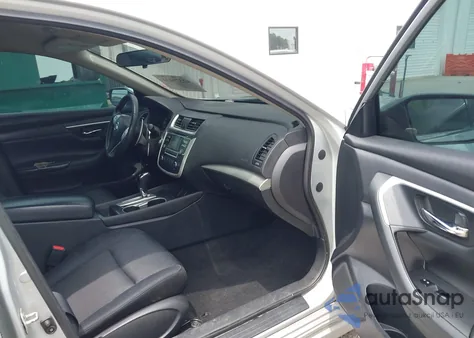 2016 Nissan Altima 2.5 Sr from USA, damaged, VIN 1N4AL3APXGC268612